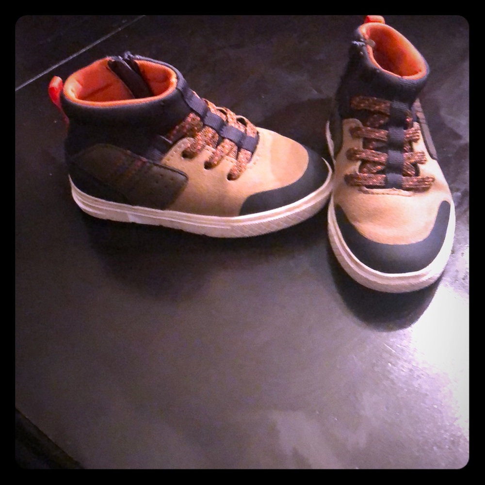 Cat and jack boots